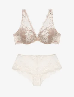 All Day Lace Uplift Plunge  + Cheeky Set