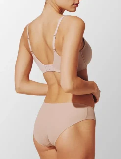 ComfortStretch Back Smoothing T-Shirt Bra