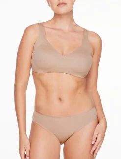 ComfortStretch Smoothing Wireless Bra