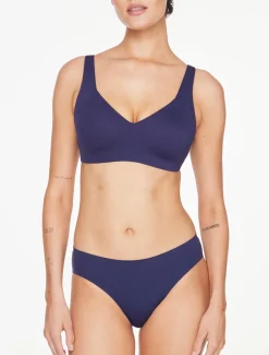 ComfortStretch Smoothing Wireless Bra