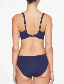 ComfortStretch Smoothing Wireless Bra