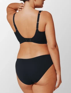 ComfortStretch Smoothing Wireless Bra