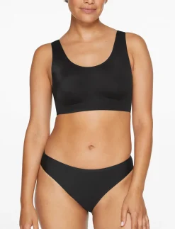 Smoothing Scoop Wireless Bra